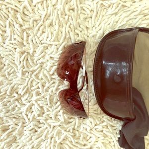 Hardly used sunglasses